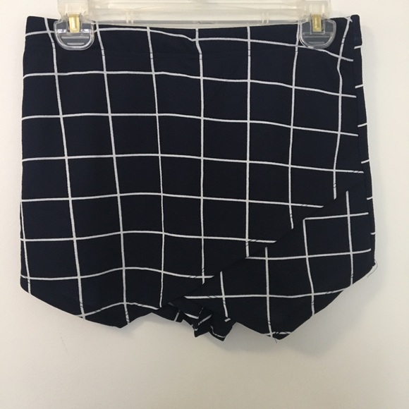 Matching Set: Bottoms - Picture 2 of 8